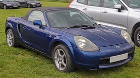 2002 Toyota MR2 1.8 Front.jpg